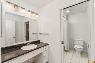 709 Woodside Ln E, Sacramento, CA 95825 - Photo 26