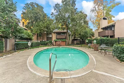 709 Woodside Ln E #2, Sacramento, CA 95825 - Photo 44
