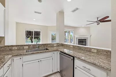 9189 E Laguna Way, Elk Grove, CA 95758 - Photo 30