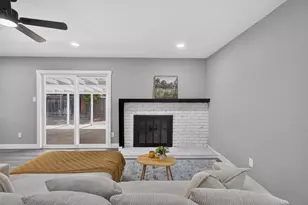 10102 Crawford Way, Sacramento, CA 95827 - Photo 10