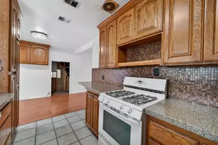 8570 Strong Ave, Orangevale, CA 95662 - Photo 12