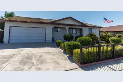 2115 S 11th Street, Los Banos, CA 93635 - Photo 2