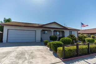 2115 S 11th St, Los Banos, CA 93635 - Photo 2