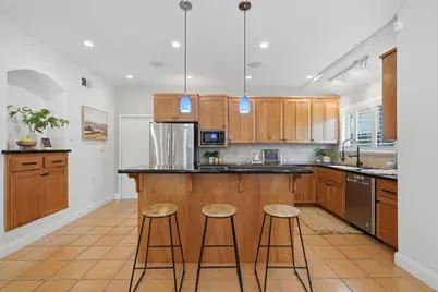 8222 Lake Forest Drive, Sacramento, CA 95826 - Photo 14