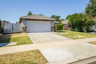 1919 Cork Oak Ln, Manteca, CA 95336 - Photo 2