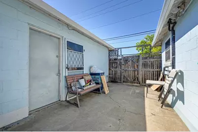 2993 Kroy Way, Sacramento, CA 95817 - Photo 22