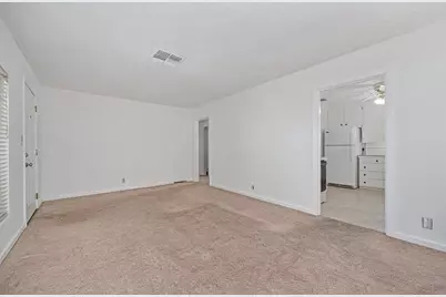 2993 Kroy Way, Sacramento, CA 95817 - Photo 10