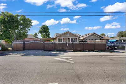 443 W 9th Street, Stockton, CA 95206 - Photo 4