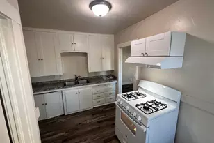 450 N 6th St, Coalinga, CA 93210 - Photo 6