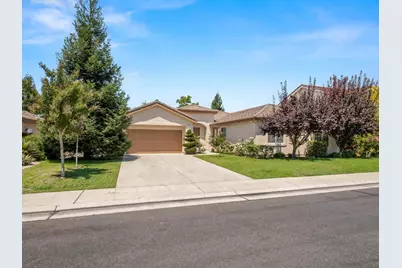 2222 Carson Avenue, Clovis, CA 93611 - Photo 2