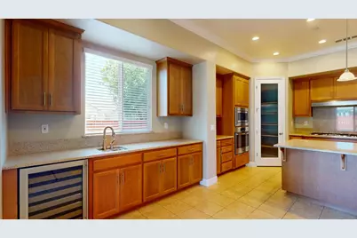 1021 Nutmeg Landing Court, Manteca, CA 95336 - Photo 6