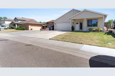 2270 Mogan Avenue, Sacramento, CA 95838 - Photo 2