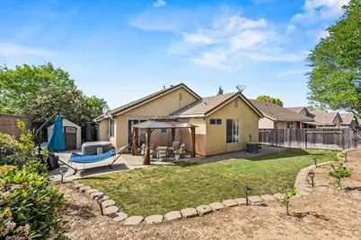 8300 White Spruce Drive, Antelope, CA 95843 - Photo 32