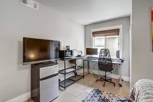 2526 Capitol Ave, Sacramento, CA 95816 - Photo 30