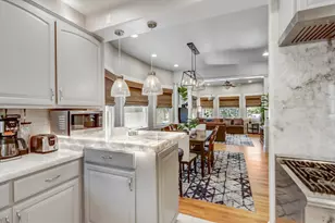 2526 Capitol Ave, Sacramento, CA 95816 - Photo 10