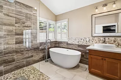 11716 Old Eureka Way, Gold River, CA 95670 - Photo 22