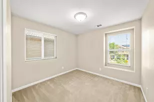 3082 Club Center Dr, Sacramento, CA 95835 - Photo 32