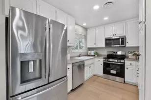 4864 Papaya Dr, Fair Oaks, CA 95628 - Photo 14
