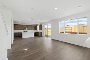 6025 Sunscape Wy, Roseville, CA 95747 - Photo 14