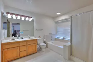 2605 River Creek Dr, Modesto, CA 95351 - Photo 46