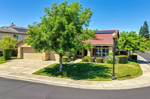 3786 Glacier Park Way, Elk Grove, CA 95758 - Photo 2