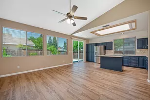 3786 Glacier Park Way, Elk Grove, CA 95758 - Photo 12