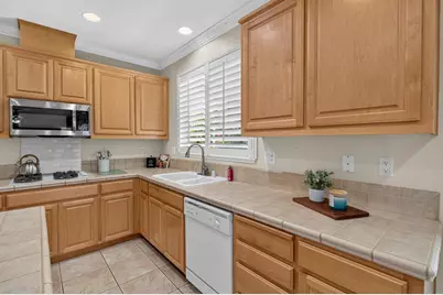 9701 Nature Trail Way, Elk Grove, CA 95757 - Photo 36