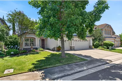 9701 Nature Trail Way, Elk Grove, CA 95757 - Photo 2
