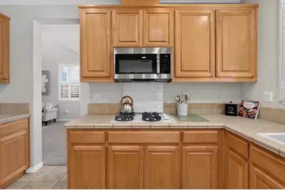 9701 Nature Trail Way, Elk Grove, CA 95757 - Photo 34