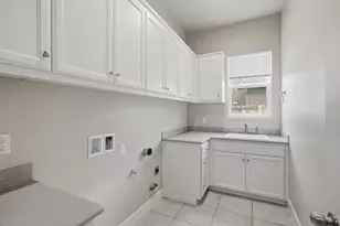 253 Manhattan St, Manteca, CA 95337 - Photo 20