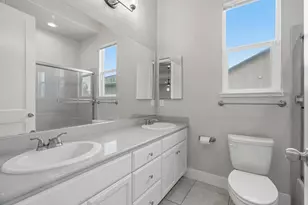 253 Manhattan St, Manteca, CA 95337 - Photo 24