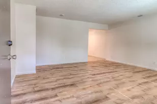 6221 Casita Ave, Carmichael, CA 95608 - Photo 8