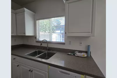 1906 Calaveras Court, Tracy, CA 95377 - Photo 12