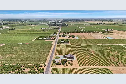 7613 E Harney Lane, Lodi, CA 95240 - Photo 86