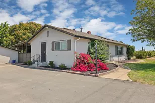 7613 E Harney Ln, Lodi, CA 95240 - Photo 38