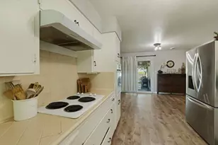 7613 E Harney Ln, Lodi, CA 95240 - Photo 46