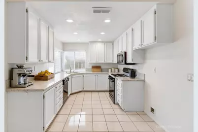 8436 Cutler Way, Sacramento, CA 95828 - Photo 24