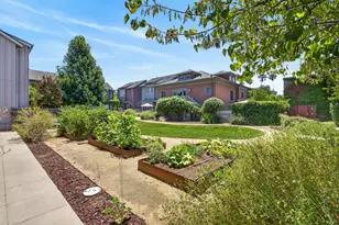 2745 35th St, Sacramento, CA 95817 - Photo 38