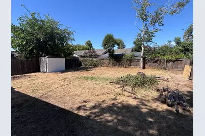 421 Macarthur Street, Sacramento, CA 95838 - Photo 18