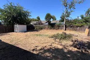421 MacArthur St, Sacramento, CA 95838 - Photo 18