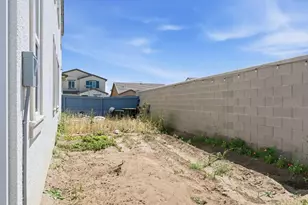 2849 Mokelumne St, Manteca, CA 95337 - Photo 38