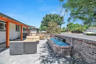205 Robin Hood Dr, Modesto, CA 95350 - Photo 12