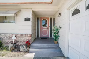 206 Benson Dr, Lodi, CA 95242 - Photo 2