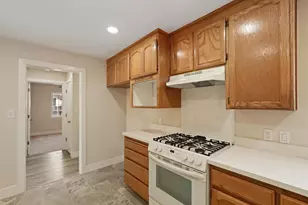 2555 W Sonoma Ave, Stockton, CA 95204 - Photo 16