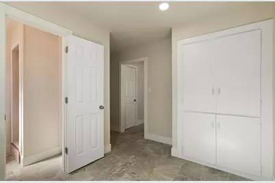 2555 W Sonoma Avenue, Stockton, CA 95204 - Photo 18