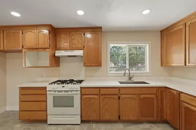2555 W Sonoma Avenue, Stockton, CA 95204 - Photo 14