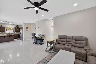 625 SE Helen Drive, Turlock, CA 95382 - Photo 8