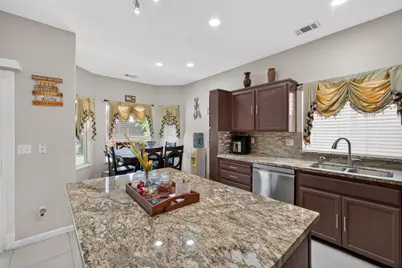 625 SE Helen Drive, Turlock, CA 95382 - Photo 16