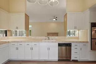 2427 MacArthur Pkwy, Lodi, CA 95242 - Photo 12