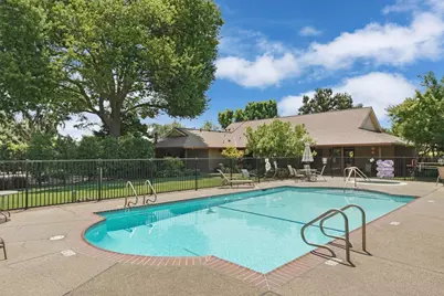 2427 Macarthur Parkway, Lodi, CA 95242 - Photo 42